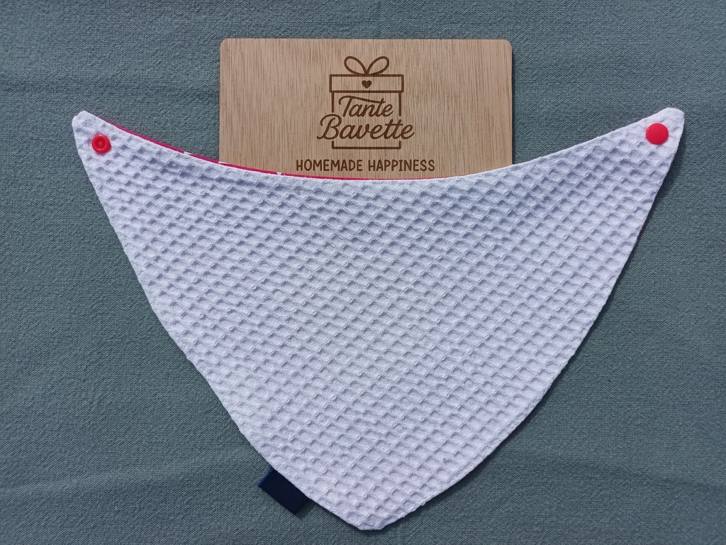 Zeverbavette - roze met witte driehoeken 