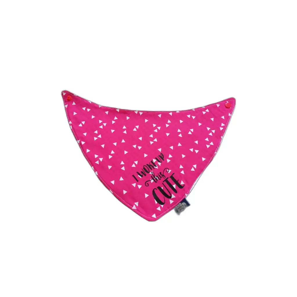 Zeverbavette - roze met witte driehoeken, "I woke up this cute"