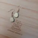 Hangertjes - goudkleurig druppeltje